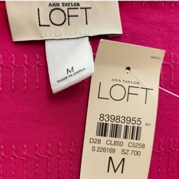 Taylor LOFT Fuchsia Pink Sequin Cap Sleeve Tee - Picture 3 of 4